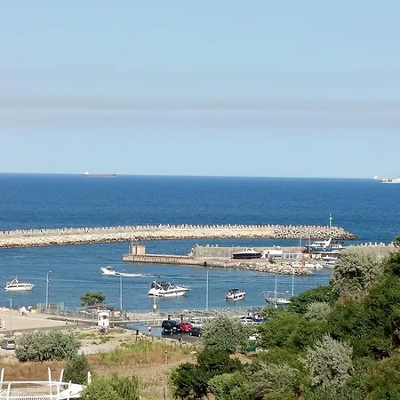 Anastasia.plaja Modern