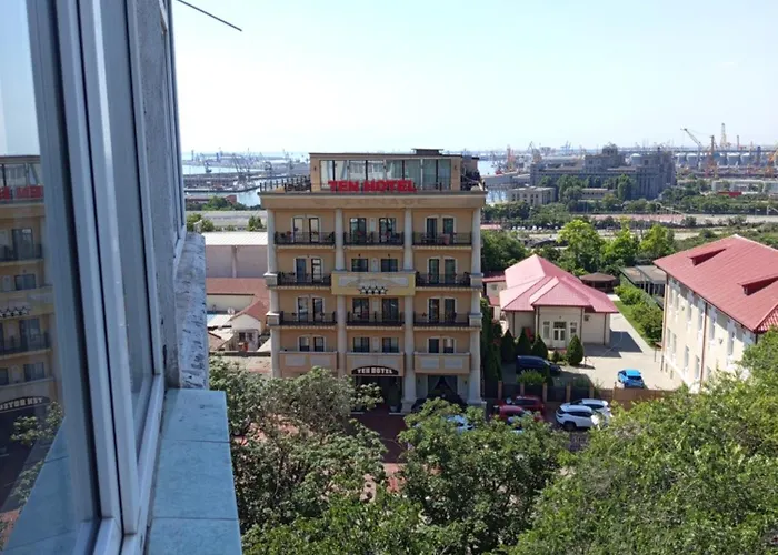 アパート Anastasia.plaja Modern コンスタンツァ